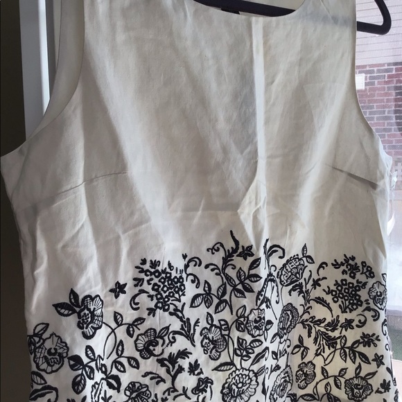 Blouse new never worn 55% silk 45% linen - Picture 7 of 14